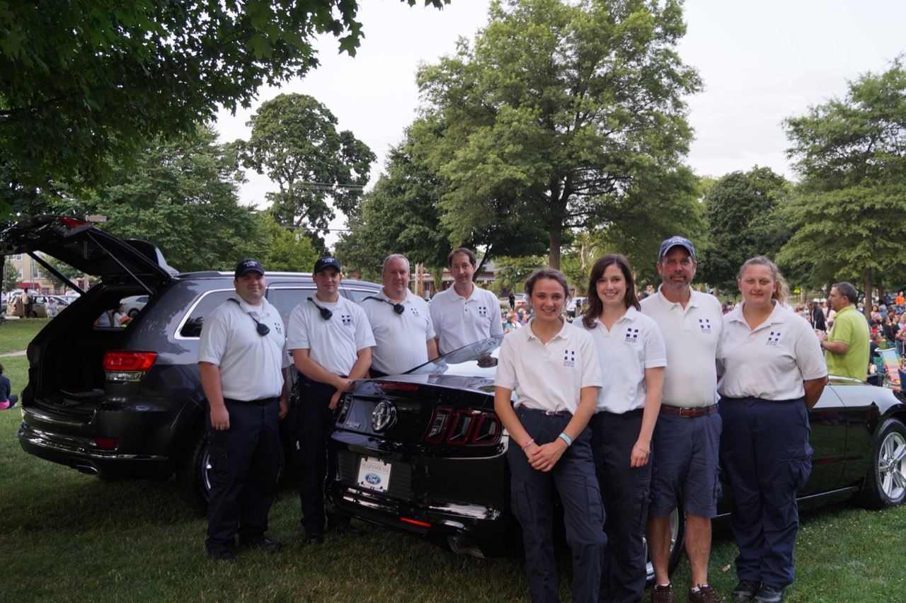 Members of the Summit EMS.